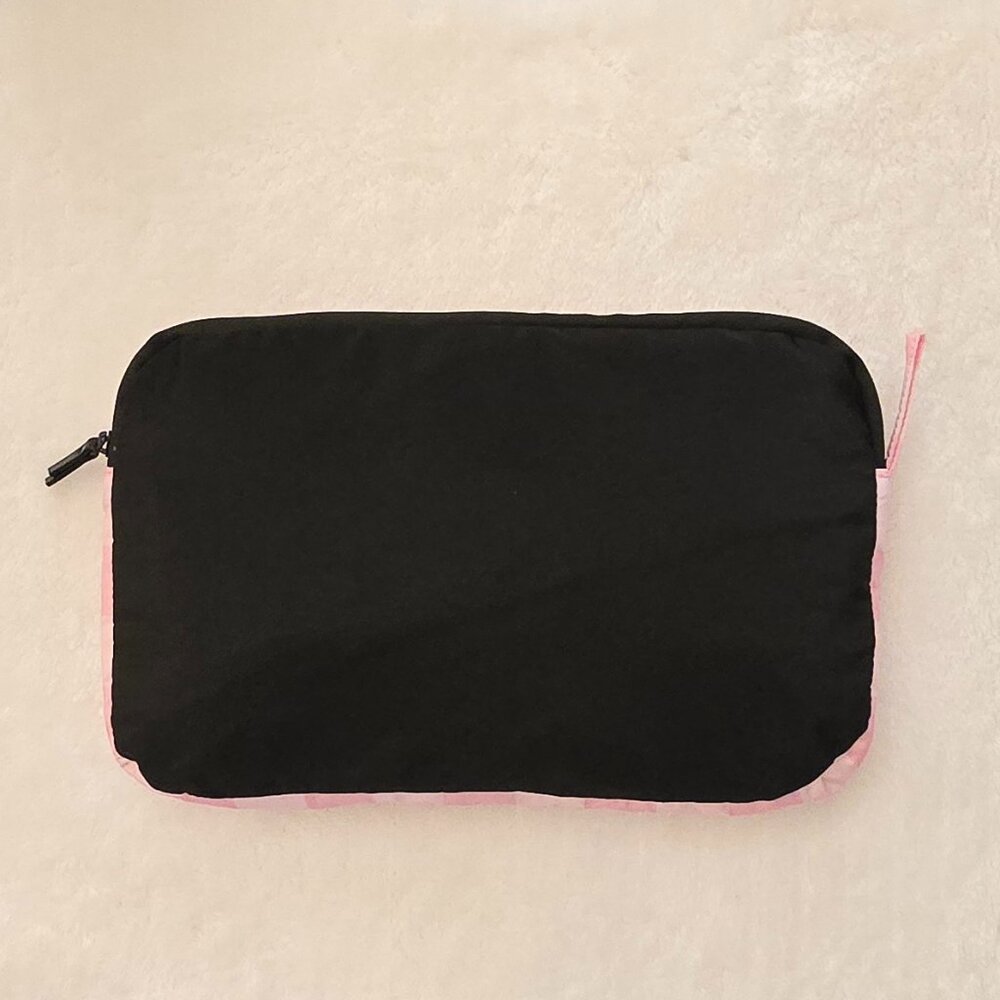 Victoria's Secret 2-in-1 Bag / Backpack - Picture 3 of 8